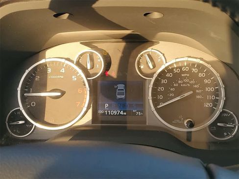 Used 2017 Toyota Tundra Platinum image 27