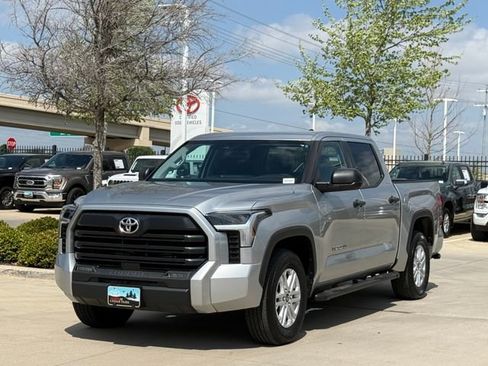 Used 2024 Toyota Tundra SR5 image 10