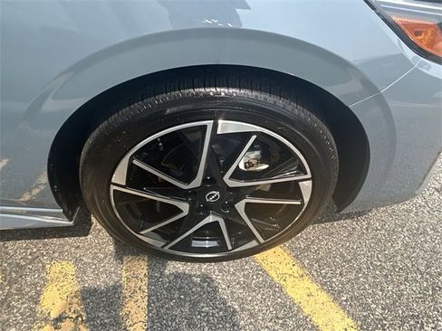 Certified 2024 Nissan Sentra SR w/ SR Premium Package image 13