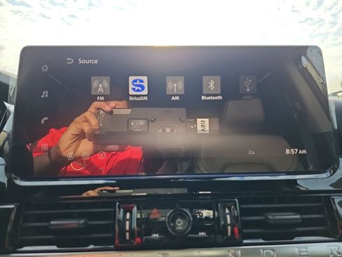 New 2026 Nissan Pathfinder SL w/ SL Premium Package FWD image 25
