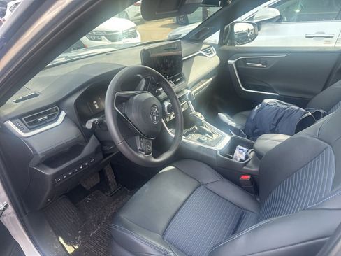 Used 2025 Toyota RAV4 XSE w/ Advanced Technology Package image 20