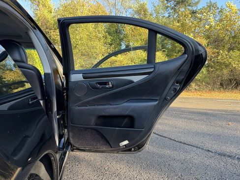 Used 2014 Lexus LS 460 image 22