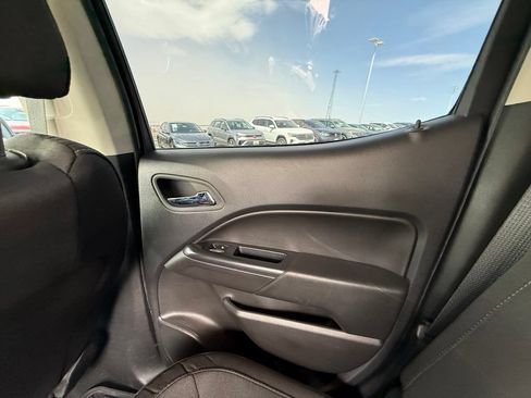 Used 2022 Chevrolet Colorado LT w/ LT Convenience Package RWD image 19