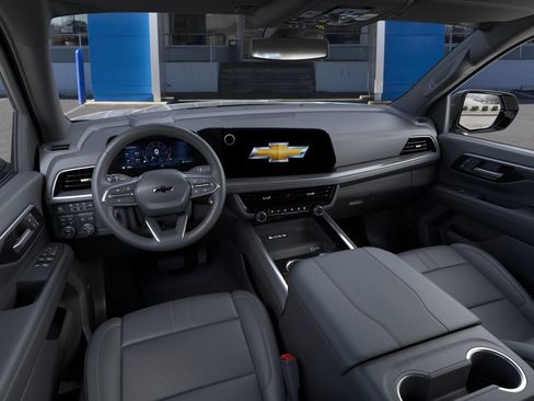 New 2026 Chevrolet Suburban RST image 15