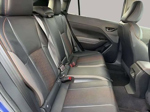 Used 2025 Subaru Crosstrek 2.5i Limited w/ Crosstrek Mirror Package image 16