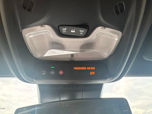 Used 2024 Chevrolet Colorado Trail Boss w/ Advanced Trailering Package AWD/4WD image 21