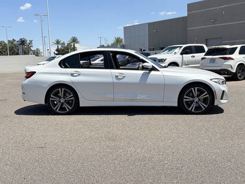 Used 2023 BMW 330i Sedan w/ Driving Assistance Package RWD image 5