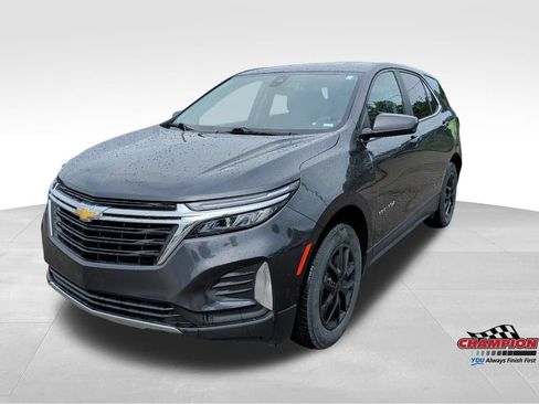 Used 2023 Chevrolet Equinox LT AWD/4WD image 2