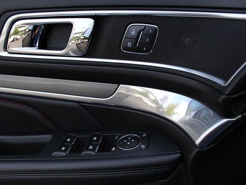 Used 2017 Ford Explorer Sport w/ Equipment Group 401A image 18