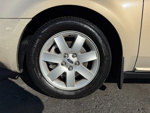 Used 2007 Ford Five Hundred SEL image 9