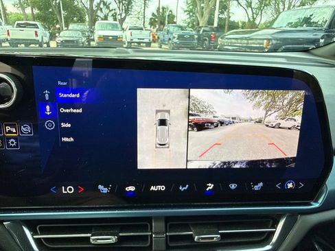 Used 2025 Chevrolet Equinox EV LT w/ Convenience Package FWD image 63