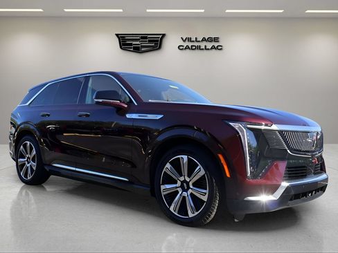 Used 2025 Cadillac Escalade IQ Luxury 2 AWD/4WD image 7