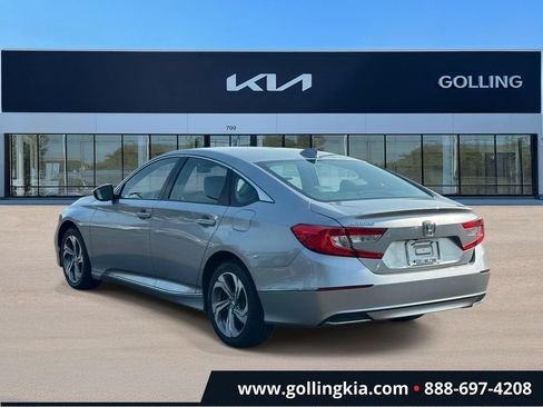 Used 2019 Honda Accord EX image 4