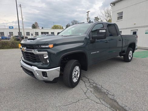 New 2025 Chevrolet Silverado 2500 LT image 8