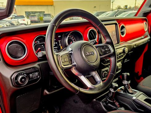 Used 2022 Jeep Wrangler Rubicon w/ Safety Group image 2