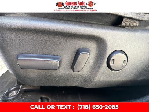 Used 2013 Toyota Camry SE image 23