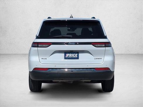 Used 2022 Jeep Grand Cherokee Laredo w/ Luxury Tech Group I image 7