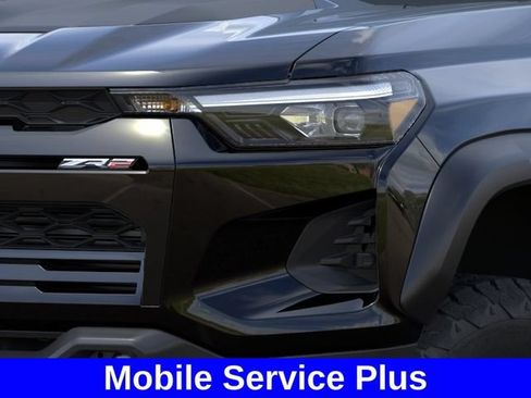 New 2026 Chevrolet Colorado ZR2 w/ Technology Package AWD/4WD image 11