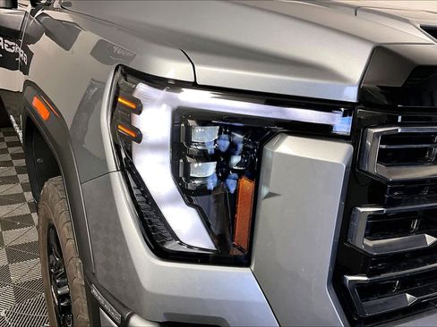 Certified 2024 GMC Sierra 2500 AT4 w/ AT4 Premium Plus Package image 28