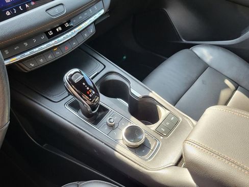 Certified 2022 Cadillac XT4 Sport AWD/4WD image 30