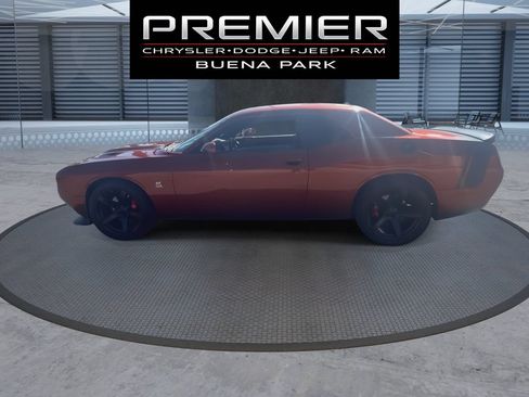 Used 2020 Dodge Challenger R/T Scat Pack w/ Scat Pack Stripe RWD image 7