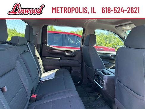 Used 2023 GMC Sierra 1500 Elevation AWD/4WD image 9