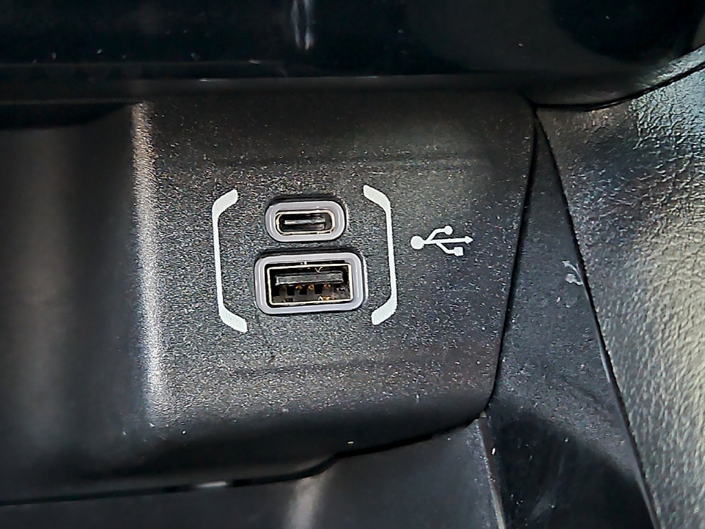 Used 2023 Jeep Compass Latitude w/ Convenience Group AWD/4WD image 25