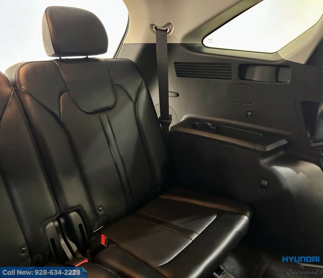 Used 2023 Kia Sorento S FWD image 25