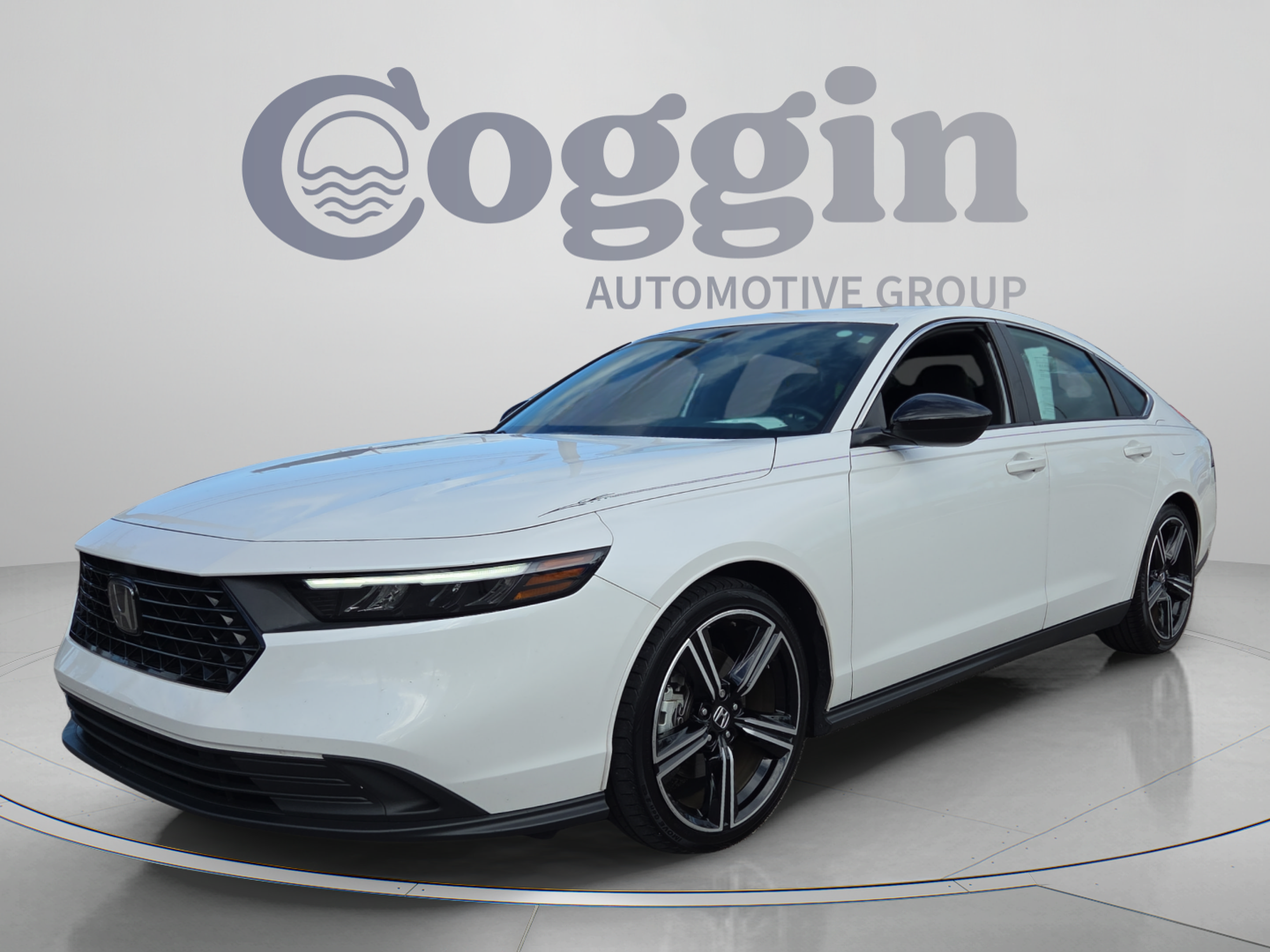 Used 2025 Honda Accord Sport image 1