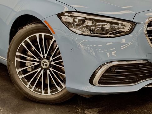 Used 2024 Mercedes-Benz S 580 4MATIC Sedan image 4