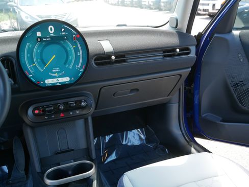 Used 2025 MINI Cooper S FWD image 22