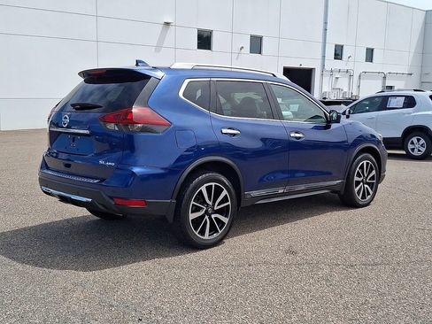 Used 2020 Nissan Rogue SL w/ Premium Package AWD/4WD image 9