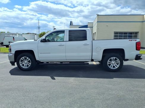 Used 2018 Chevrolet Silverado 1500 LT w/ All Star Edition AWD/4WD image 4