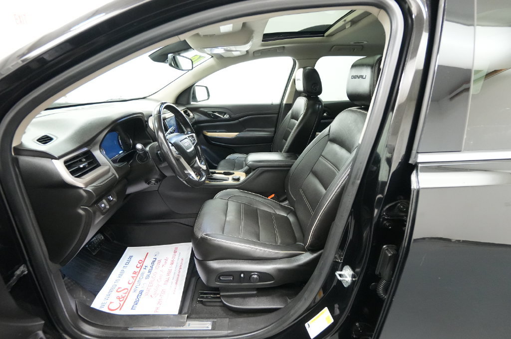Used 2019 GMC Acadia Denali w/ Technology Package AWD/4WD image 16