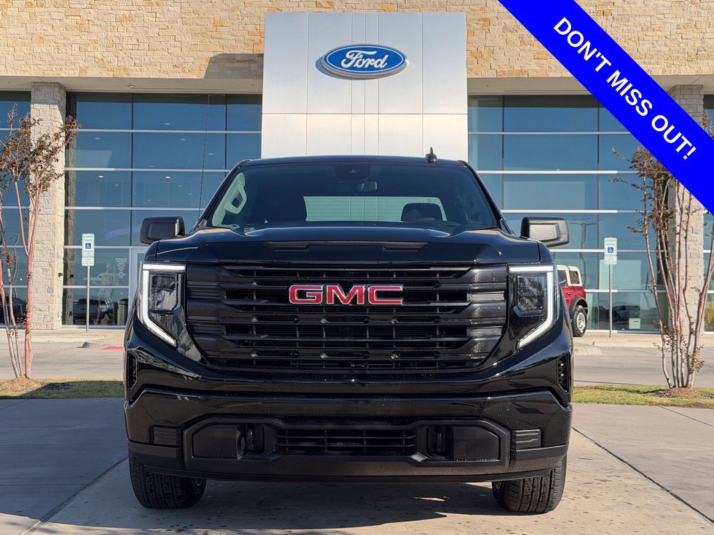 Used 2026 GMC Sierra 1500 Pro w/ Graphite Edition AWD/4WD image 2