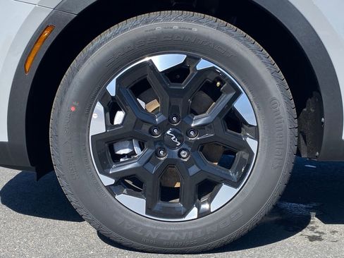 New 2026 Kia Sorento S w/ S Panoramic Sunroof Package image 10