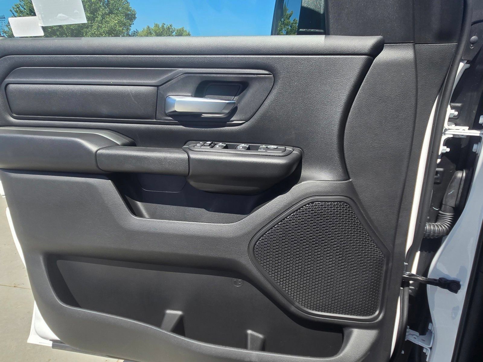 New 2026 RAM 1500 Express AWD/4WD image 14