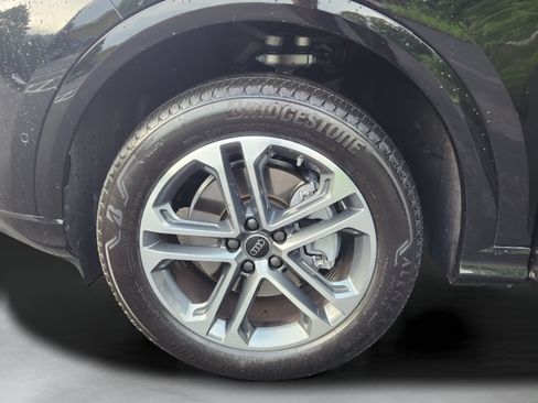 Used 2025 Audi Q5 Premium w/ Convenience Package AWD/4WD image 33