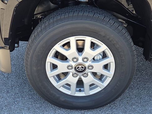 New 2026 Toyota Tacoma SR5 RWD image 5