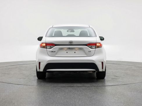 Used 2025 Toyota Corolla LE image 7