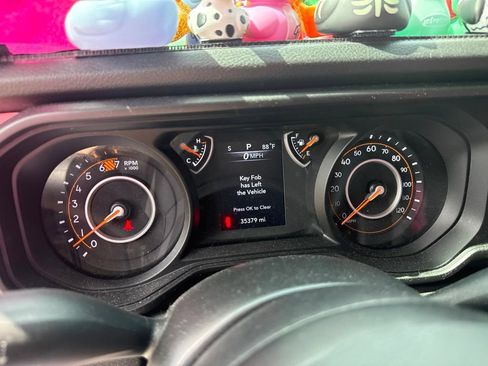 Used 2024 Jeep Wrangler Unlimited Sport AWD/4WD image 15