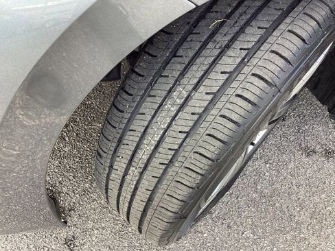 Used 2024 Volkswagen Jetta SE image 10