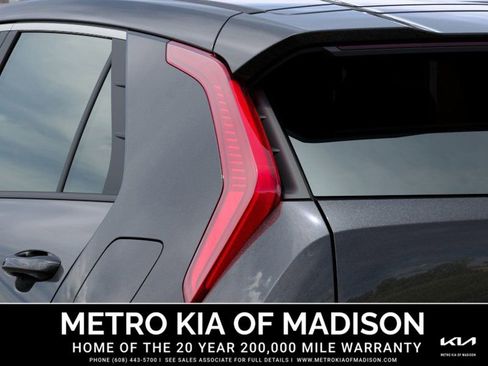 New 2026 Kia Niro LX image 11