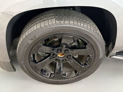 Used 2020 Chevrolet Tahoe Premier image 36