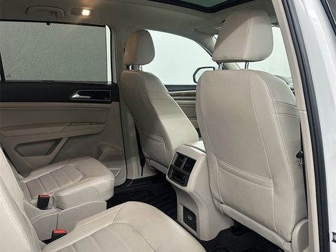 Used 2019 Volkswagen Atlas SEL Premium image 38