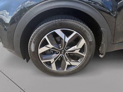 Used 2020 Kia Sportage EX w/ EX Technology Package AWD/4WD image 9