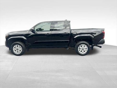Certified 2024 Toyota Tacoma SR w/ SR Upgrade Package AWD/4WD image 2