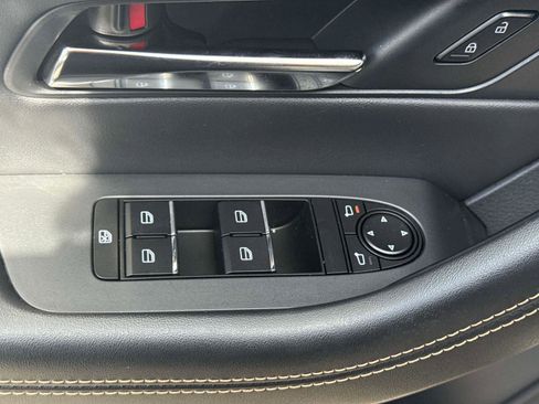 Certified 2025 MAZDA CX-90 3.3 Turbo w/ Preferred Package image 19