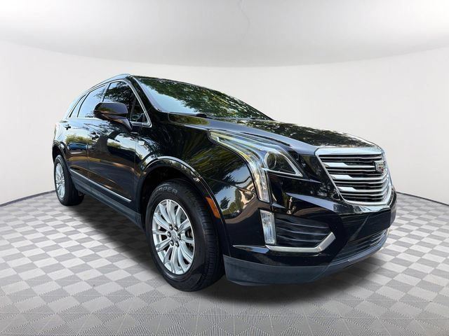 Used 2017 Cadillac XT5 FWD image 3