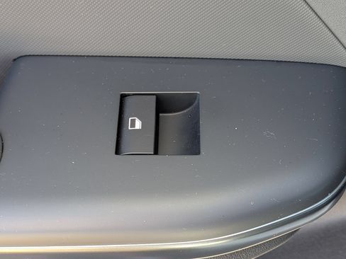 Used 2025 Kia K4 FWD image 27
